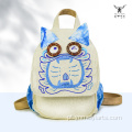 Mochila bordada com design Wa Cat da Mei Yi Arts